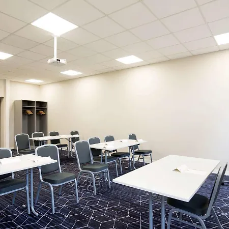 Ibis Rotterdam Hotel 3*
