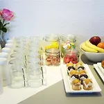 Ibis Rotterdam 블라르딩겐