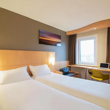 Ibis Rotterdam 호텔 3*