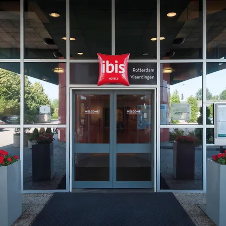 Ibis Rotterdam Hotel 3*