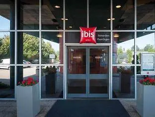 Ibis Rotterdam 3*