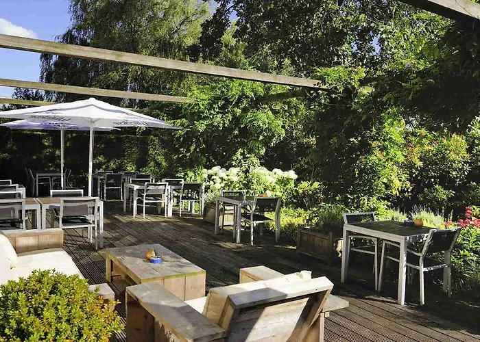 מלון Ibis Rotterdam 3*