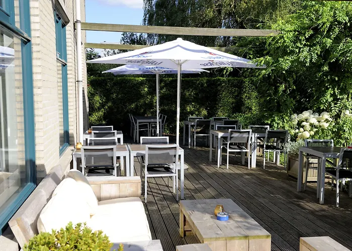 Ibis Rotterdam Hotel 3*